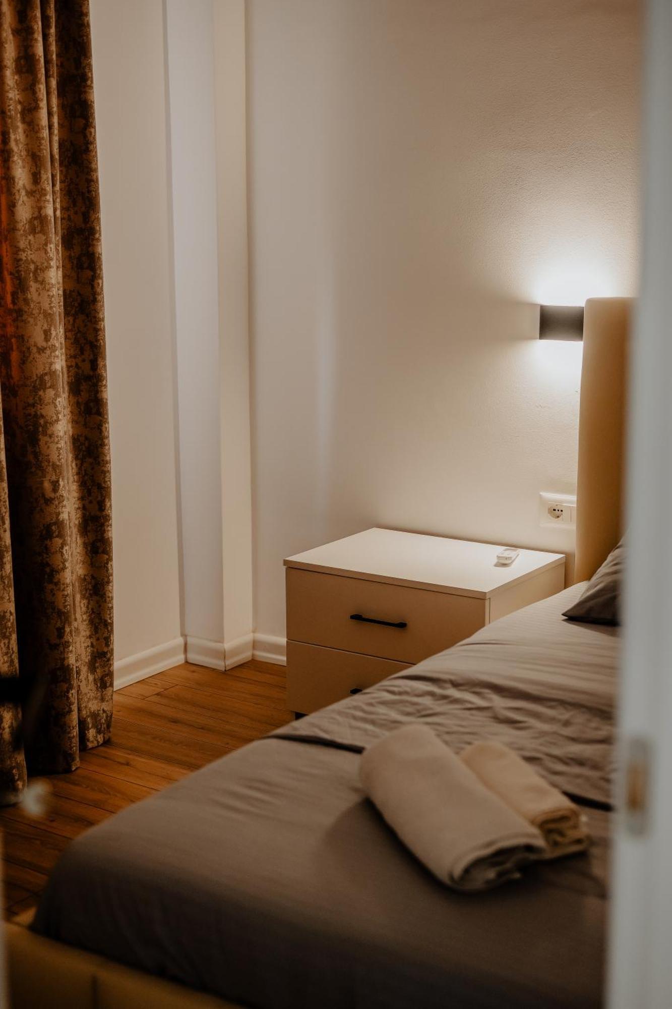 Suite Dolce Vita Тирана Экстерьер фото